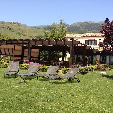 Вілла Agriturismo Terravecchia Castellana Sicula Екстер'єр фото
